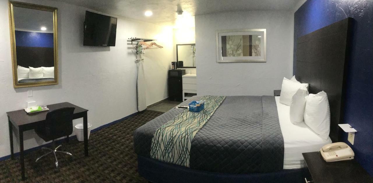 Budget & Motel