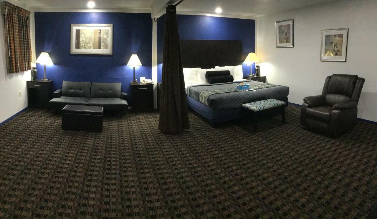 Budget & Motel