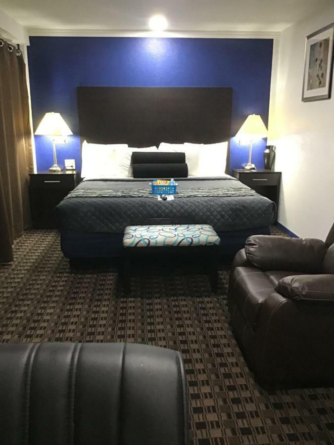 Budget & Motel