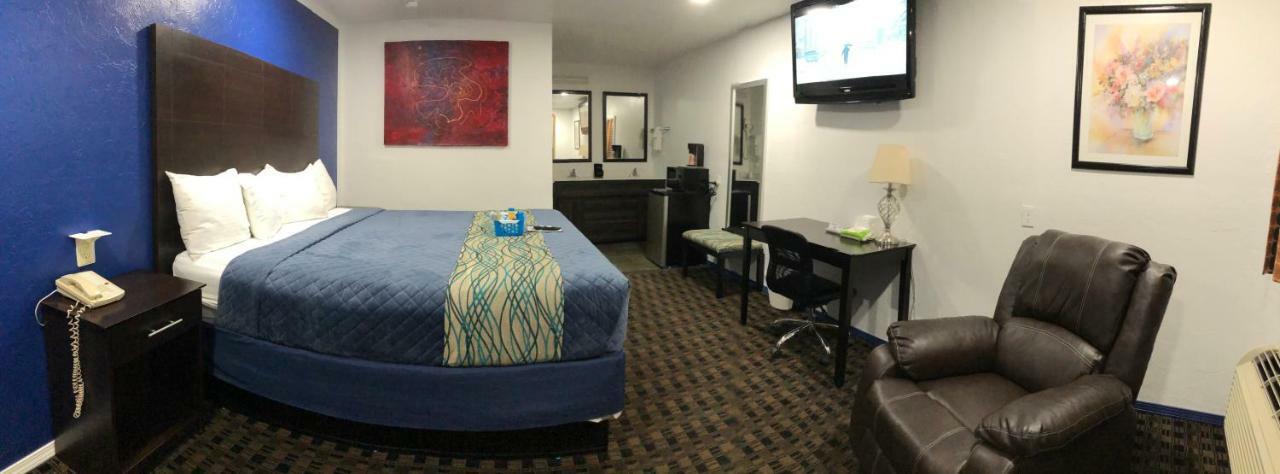 Budget & Motel